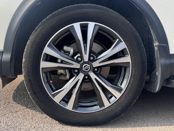 2022 Nissan Qashqai II Рестайлинг, белый, 2000000 рублей - вид 16