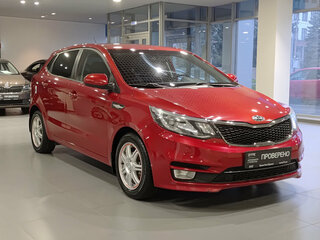2015 Kia Rio III Рестайлинг, красный, 997000 рублей, вид 3