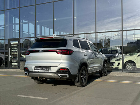 2023 Chery Tiggo 8 I Рестайлинг, серебристый, 1890000 рублей, вид 4