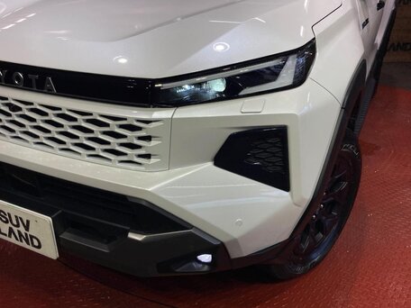 2026 Toyota Hilux IX, белый, 6000000 рублей, вид 2