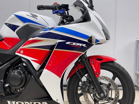 2016 Honda CBR 300R, красный, 370000 рублей, вид 2