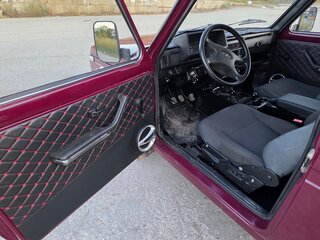 2001 Lada (ВАЗ) 2121 (4x4) I Рестайлинг, пурпурный, 390000 рублей, вид 3