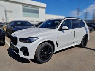 2026 BMW X5 30d IV (G05/G18) Рестайлинг, белый, 13520000 рублей, вид 3