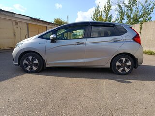 2019 Honda Fit III Рестайлинг, серебристый, 1230000 рублей, вид 3