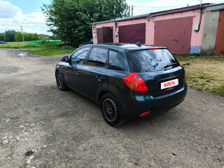 2008 Kia Ceed I, зелёный, 500000 рублей, вид 3
