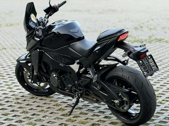 2021 Suzuki GSX-S 1000, чёрный, 1045000 рублей - вид 3
