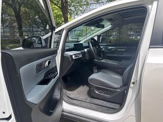 2023 Aion Y Plus 64 kWh, белый, 1460000 рублей, вид 5