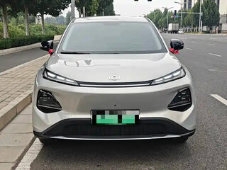 2026 Changan Qiyuan Q05 40.3 kWh II, серебристый, 1738208 рублей, вид 4