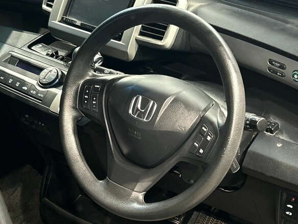 2015 Honda Freed I Рестайлинг 2, чёрный, 1320000 рублей - вид 14