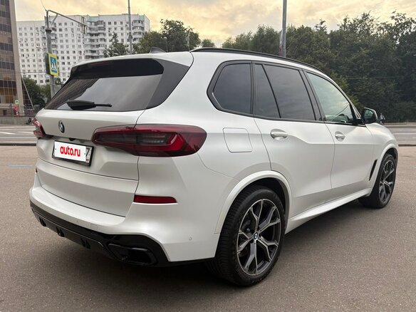 2020 BMW X5 40i IV (G05/G18), белый, 8525000 рублей - вид 7