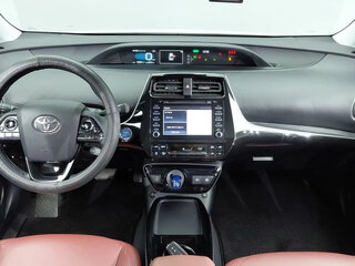 2022 Toyota Prius IV Рестайлинг (XW50), белый, 2148000 рублей, вид 5