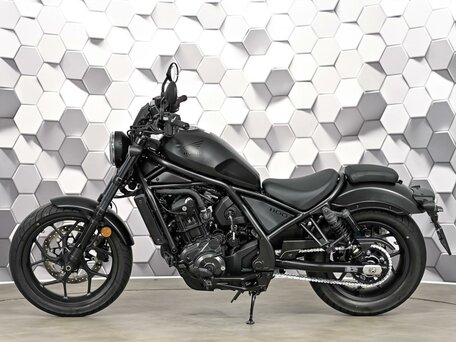 2026 Honda CMX 1100 Rebel, чёрный, 1377000 рублей, вид 4