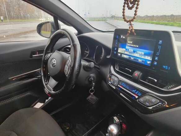 2019 Toyota C-HR I, белый, 2599000 рублей - вид 22