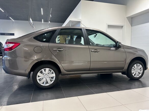 2026 Lada (ВАЗ) Granta I Рестайлинг, коричневый, 1344000 рублей - вид 9
