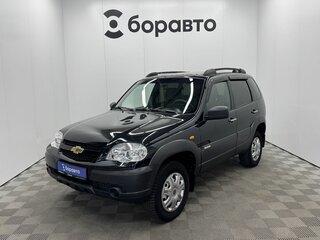 2017 Chevrolet Niva I Рестайлинг, чёрный, 712000 рублей, вид 1