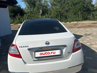 2013 Nissan Teana II (J32) Рестайлинг, белый, 950000 рублей, вид 4