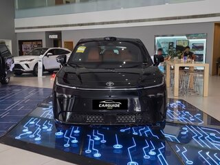 2026 Toyota bZ3X 50 kWh, чёрный, 2500000 рублей, вид 2