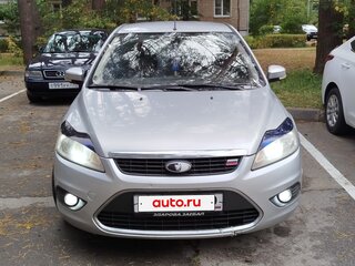 2008 Ford Focus II Рестайлинг, серебристый, 550000 рублей, вид 1