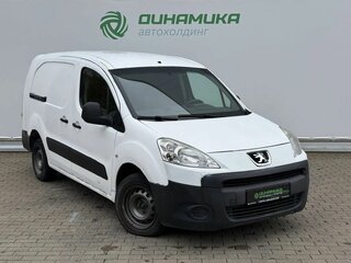 2011 Peugeot Partner II, белый, 390000 рублей, вид 3
