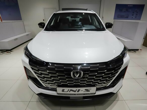 2024 Changan UNI-S I, белый - вид 8