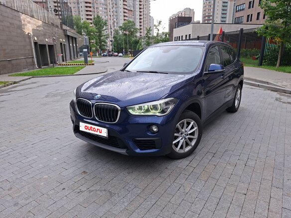 2018 BMW X1 18i sDrive II (F48), синий, 2450000 рублей