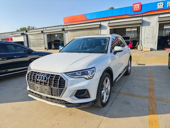 2023 Audi Q3 35 TFSI II (F3), белый, 2758000 рублей - вид 2
