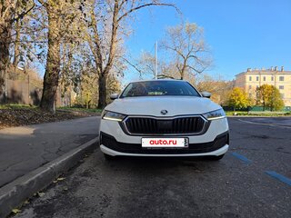 2021 Skoda Octavia IV (A8), белый, 2080000 рублей, вид 1