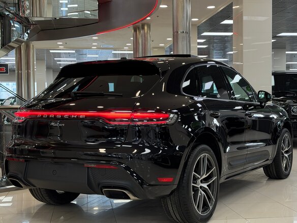 2025 Porsche Macan I Рестайлинг 2, чёрный, 11495000 рублей - вид 16