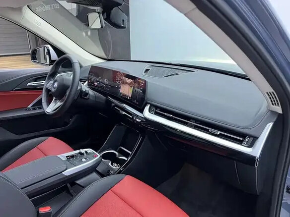2023 BMW X1 Long 25Li sDrive III (U11/U12), серебристый, 4704000 рублей - вид 9