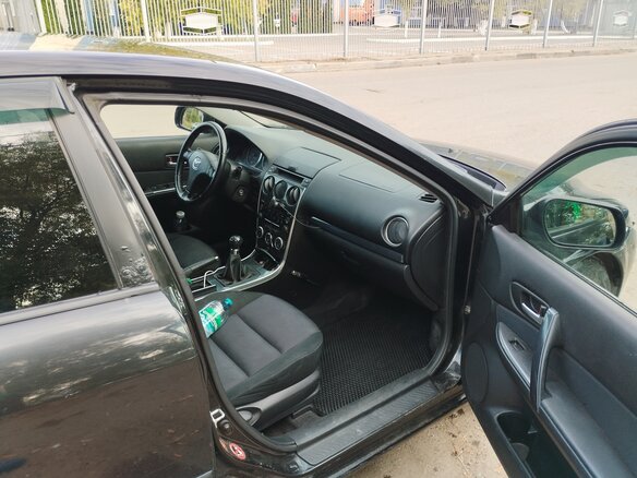 2005 Mazda 6 I (GG) Рестайлинг, чёрный, 190000 рублей - вид 11