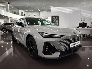 2024 Changan UNI-V I, серый, 3329900 рублей, вид 3