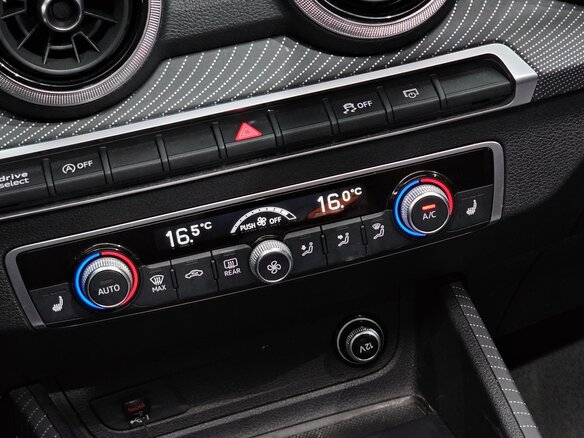 2023 Audi Q2 35 TDI I Рестайлинг, чёрный, 2900000 рублей - вид 6
