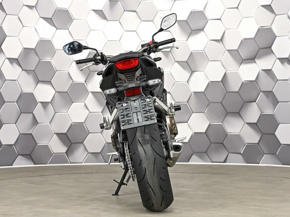 2021 Honda CB 650R, чёрный, 977000 рублей - вид 5