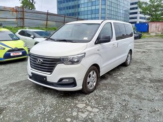 2018 Hyundai Grand Starex I Рестайлинг 2, белый, 2800000 рублей, вид 2