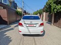 2013 Hyundai Accent IV, белый, 800000 рублей - вид 2