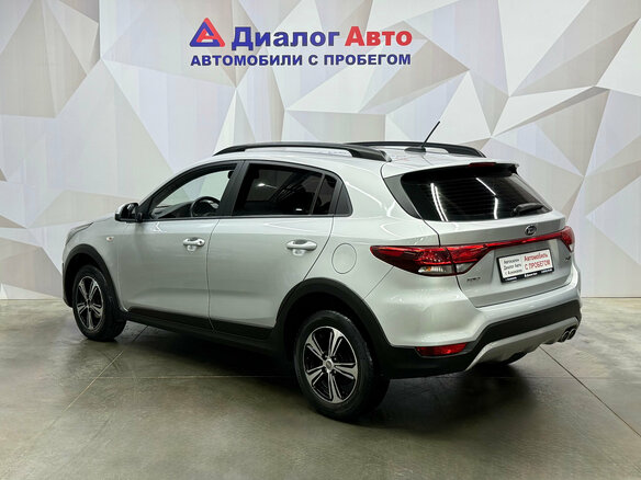 2019 Kia Rio X-Line IV, серый, 1680000 рублей - вид 3