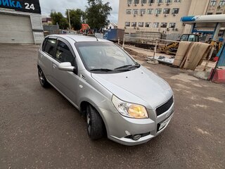 2008 Chevrolet Aveo I Рестайлинг, серебристый, 425000 рублей, вид 2