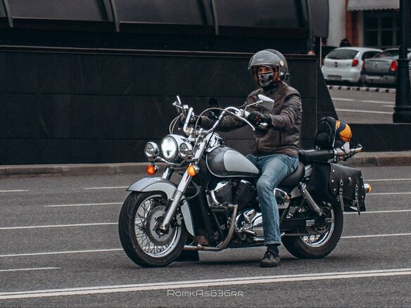 2001 Honda Shadow 750, серебристый, 400000 рублей - вид 7