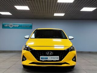 2021 Hyundai Solaris II Рестайлинг, жёлтый, 869000 рублей, вид 2