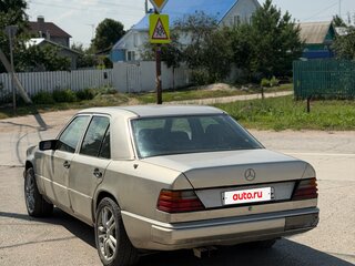 1989 Mercedes-Benz W124 230 5-speed, серый, 300000 рублей, вид 5