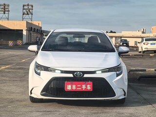 2022 Toyota Corolla XII (E210), белый, 1185000 рублей, вид 2