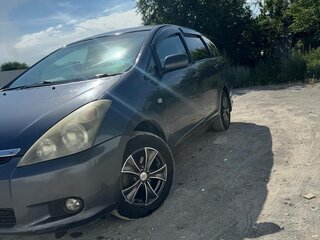 2004 Toyota Wish I, серый, 670000 рублей, вид 3