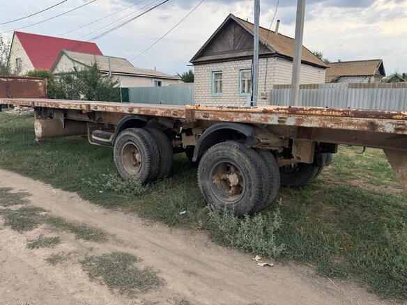 1992 КамАЗ 54115, серый, 850000 рублей - вид 13