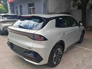 2026 Changan Qiyuan Q05 51.9 kWh II, серебристый, 2650000 рублей, вид 3