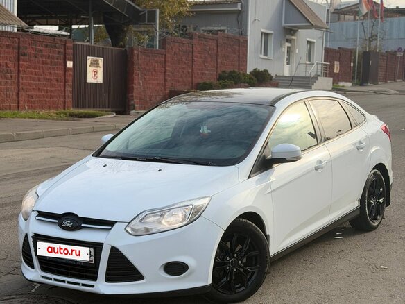 2013 Ford Focus III, белый, 800000 рублей