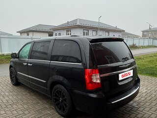 2014 Chrysler Voyager Grand V Рестайлинг, чёрный, 1900000 рублей, вид 5