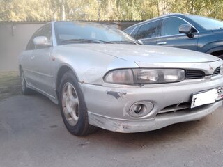 1996 Mitsubishi Galant VII, белый, 220000 рублей, вид 2