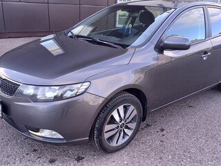 2013 Kia Cerato 6-speed II, серый, 880000 рублей, вид 1