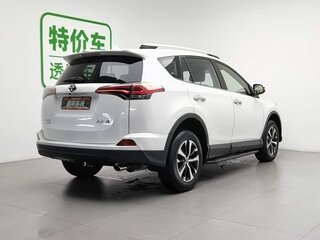 2019 Toyota RAV4 IV (XA40) Рестайлинг, белый, 1693000 рублей, вид 3