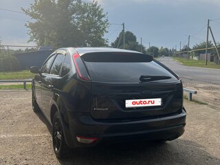 2010 Ford Focus II Рестайлинг, чёрный, 700000 рублей, вид 3